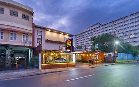 Beach Corridor Hotel & Spa With Free Airport Shuttle